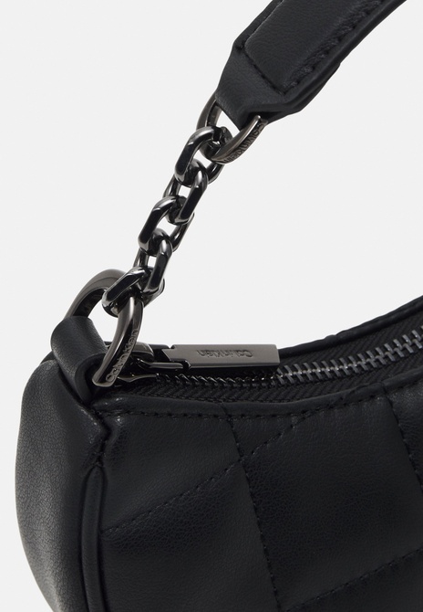 RE-LOCK QUILT MINI Bag - Crossbody Bag BLACK Calvin Klein — Фото, Картинка BAG❤BAG Купить оригинал Украина, Киев, Житомир, Львов, Одесса ❤bag-bag.com.ua