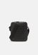 MONOGRAM REPORTER UNISEX - Crossbody Bag BLACK Calvin Klein — 2/4 Фото, Картинка BAG❤BAG Купить оригинал Украина, Киев, Житомир, Львов, Одесса ❤bag-bag.com.ua