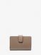 Medium Saffiano Leather Wallet DUSK MICHAEL KORS — 3/4 Фото, Картинка BAG❤BAG Купить оригинал Украина, Киев, Житомир, Львов, Одесса ❤bag-bag.com.ua