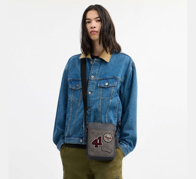 COACH Sullivan Crossbody Bag In Maxi Signature Canvas With Patches Gunmetal / Grey Multi CCF20 &mdash; фото 2 з 5