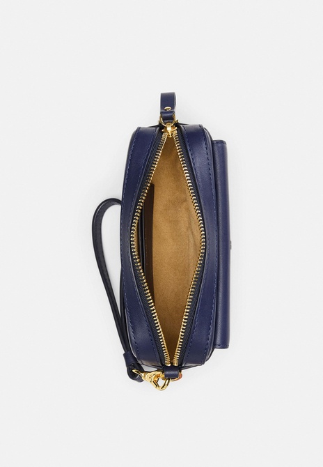 LEATHER SMALL MARCY CONVERTIBLE POUCH - Crossbody Bag Refined navy RALPH LAUREN — Фото, Картинка BAG❤BAG Купить оригинал Украина, Киев, Житомир, Львов, Одесса ❤bag-bag.com.ua