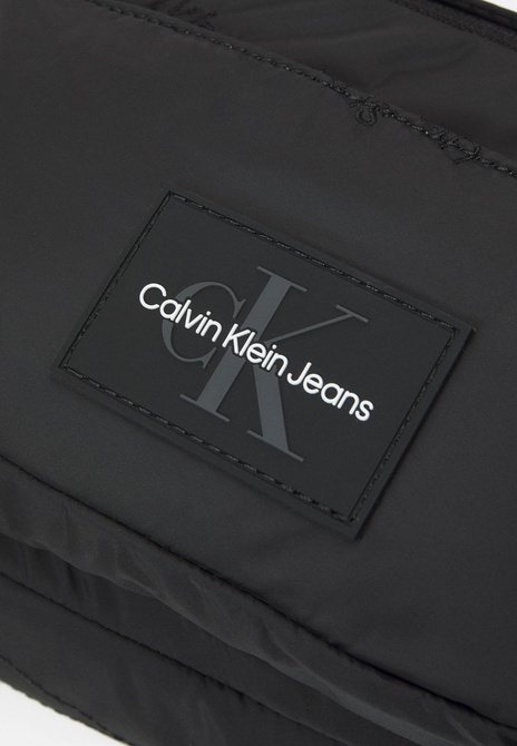 SPORT ESSENTIALS CAMERA Bag UNISEX - Crossbody Bag BLACK Calvin Klein — Фото, Картинка BAG❤BAG Купить оригинал Украина, Киев, Житомир, Львов, Одесса ❤bag-bag.com.ua