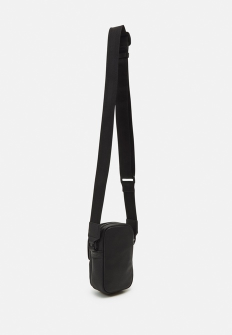 RAY UNISEX - Crossbody Bag BLACK BOSS — Фото, Картинка BAG❤BAG Купить оригинал Украина, Киев, Житомир, Львов, Одесса ❤bag-bag.com.ua