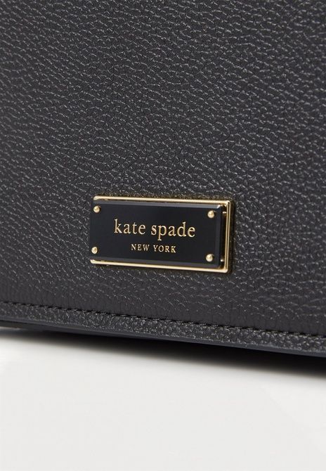 Kate Spade New York Small Flap Crossbody Crossbody Bag Black BLACK KJ911-BLK &mdash; фото 6 из 7