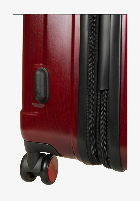 Wheeled suitcase Rot National Geographic — Фото, Картинка BAG❤BAG Купить оригинал Украина, Киев, Житомир, Львов, Одесса ❤bag-bag.com.ua