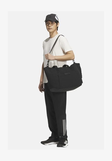 Adidas Favorite Duffel Sports Bag Black BLACK BG134355ADI &mdash; фото 2 из 6