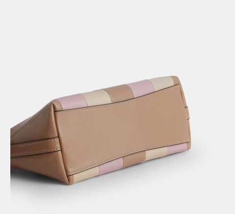 ᐉ COACH Caitlin Shoulder Bag With Striped Patchwork Gold / Taupe