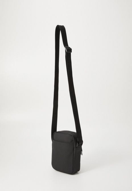 TOMMY HILFIGER Mini Reporter Crossbody Bag Black BLACK AM0AM13498 &mdash; фото 3 из 6