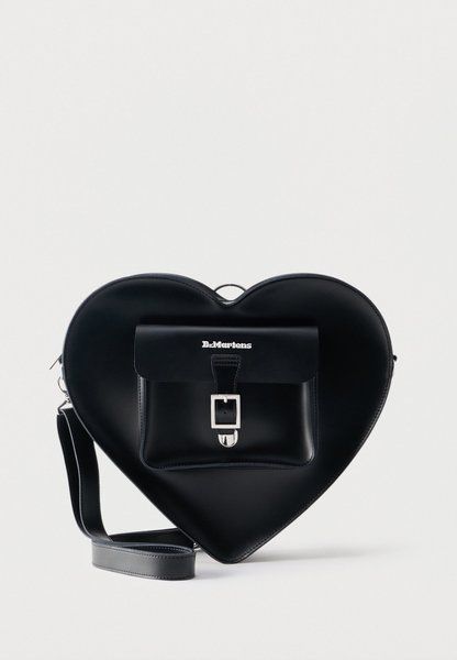 Dr. Martens Large Heart Unisex Cross Body Bag Black BLACK AD104001 &mdash; фото 1 з 5