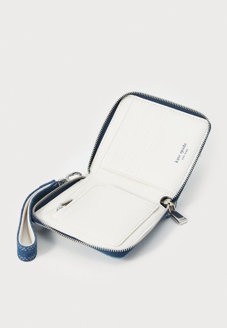Kate Spade New York Label Colorblocked Small Compact Wristlet Wallet Blue Denim Blue Denim KL607-TNR &mdash; фото 3 з 5