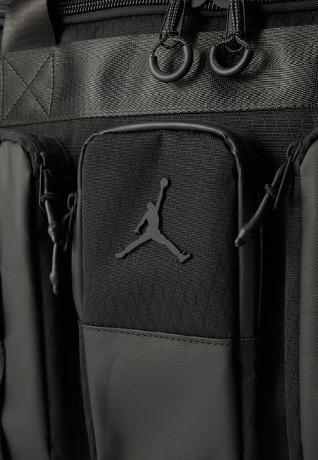 Jordan Jam Collectors Gym Duffle Unisex Sports Bag Black BLACK MA9181-023 &mdash; фото 4 з 4