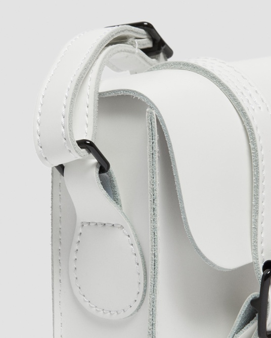 7 Inch Leather Crossbody Bag WHITE SMOOTH;White Smooth Leather Dr. Martens — Фото, Картинка BAG❤BAG Купить оригинал Украина, Киев, Житомир, Львов, Одесса ❤bag-bag.com.ua
