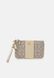 SIGNATURE SMALL WRISTLET - Wallet Stone ivory COACH — 1/4 Фото, Картинка BAG❤BAG Купить оригинал Украина, Киев, Житомир, Львов, Одесса ❤bag-bag.com.ua