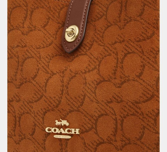 COACH Hadley Mini Crossbody Bag In Signature Suede Im / Caramel CCE16 &mdash; фото 8 из 8