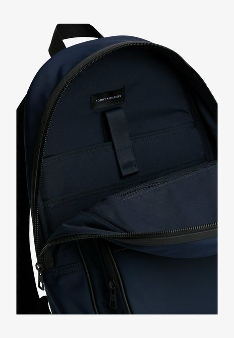 TOMMY HILFIGER Repreve Backpack Space blue BG148342TH &mdash; фото 3 из 4