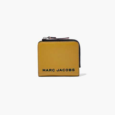 marc jacobs black backpack