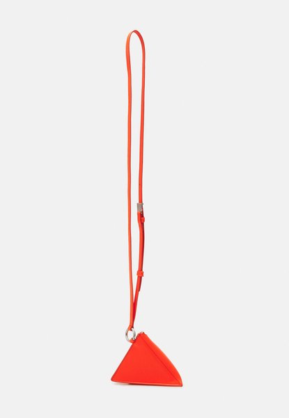 BROOK POUCH WITH STRAP - Crossbody Bag FLAME Calvin Klein — Фото, Картинка BAG❤BAG Купить оригинал Украина, Киев, Житомир, Львов, Одесса ❤bag-bag.com.ua