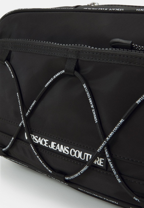 RANGE UNISEX - Crossbody Bag BLACK Versace — Фото, Картинка BAG❤BAG Купить оригинал Украина, Киев, Житомир, Львов, Одесса ❤bag-bag.com.ua