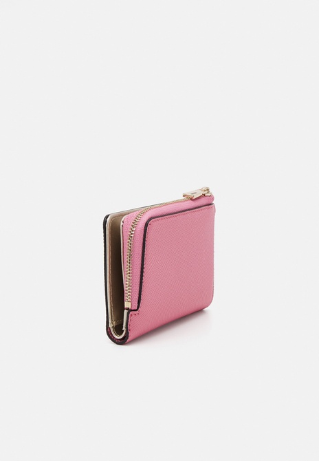 LAUREL ZIP AROUND CARD CASE - Wallet PINK GUESS — Фото, Картинка BAG❤BAG Купить оригинал Украина, Киев, Житомир, Львов, Одесса ❤bag-bag.com.ua