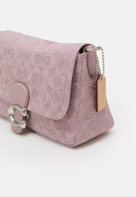 SOFT TABBY SHOULDER Bag - Handbag Pale purple COACH — Фото, Картинка BAG❤BAG Купить оригинал Украина, Киев, Житомир, Львов, Одесса ❤bag-bag.com.ua