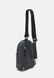 VEZZOLA UNISEX - Crossbody Bag BLACK GUESS — 2/2 Фото, Картинка BAG❤BAG Купить оригинал Украина, Киев, Житомир, Львов, Одесса ❤bag-bag.com.ua