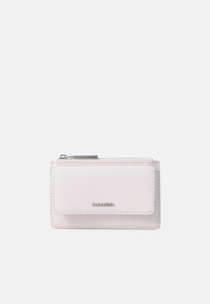 Calvin Klein Must Holder Zip Wallet Orchid Ice Orchid Ice LV04F1028G &mdash; фото 1 з 6