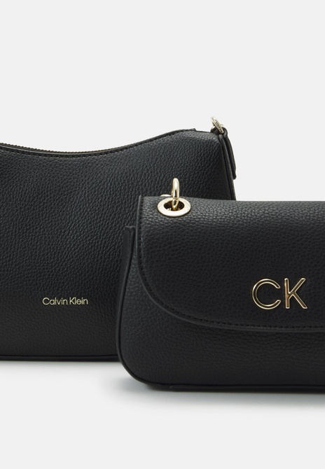 RE LOCK SHOULDER Bag - Handbag BLACK Calvin Klein — Фото, Картинка BAG❤BAG Купить оригинал Украина, Киев, Житомир, Львов, Одесса ❤bag-bag.com.ua