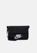 UNISEX - Crossbody Bag BLACK / WHITE Nike — 1/5 Фото, Картинка BAG❤BAG Придбати оригінал Україна, Київ, Житомир, Львів, Одеса ❤bag-bag.com.ua