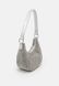 EXCLUSIVE - Handbag Silver-coloured MOSCHINO — 2/4 Фото, Картинка BAG❤BAG Купить оригинал Украина, Киев, Житомир, Львов, Одесса ❤bag-bag.com.ua