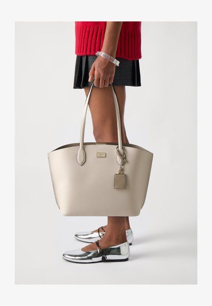 Kate Spade New York Suite Large Open Tote Handbag Milk Glass Multi Milk Glass Multi KK827-T3U &mdash; фото 1 з 6