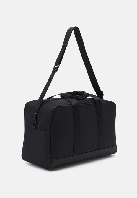 IKONIK 2.0 UNISEX - Weekend Bag BLACK KARL LAGERFELD — Фото, Картинка BAG❤BAG Купить оригинал Украина, Киев, Житомир, Львов, Одесса ❤bag-bag.com.ua