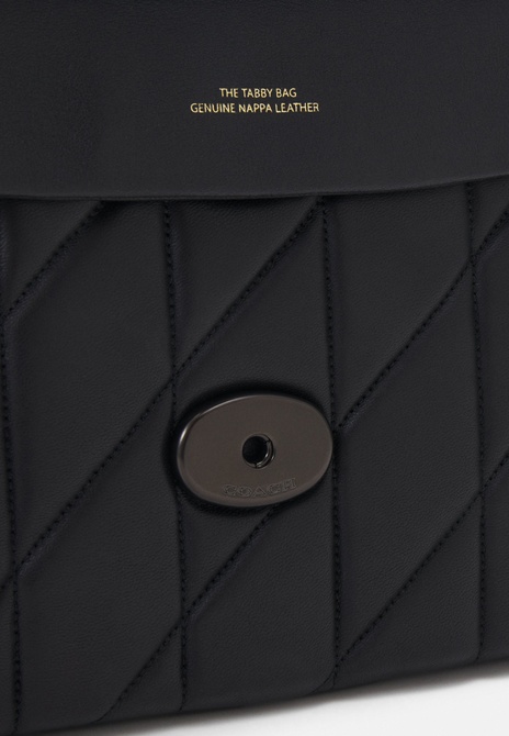 QUILTED TABBY SHOULDER Bag 33 WITH CHAIN - Handbag BLACK COACH — Фото, Картинка BAG❤BAG Купить оригинал Украина, Киев, Житомир, Львов, Одесса ❤bag-bag.com.ua
