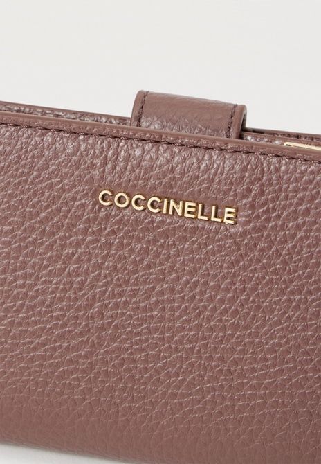 Coccinelle Metallic Soft Wallet BROWN E2 MW5 11 E7 01-R49 &mdash; фото 4 из 4