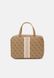 TRAVEL CASE - Wash Bag Latte logo GUESS — 1/5 Фото, Картинка BAG❤BAG Купить оригинал Украина, Киев, Житомир, Львов, Одесса ❤bag-bag.com.ua