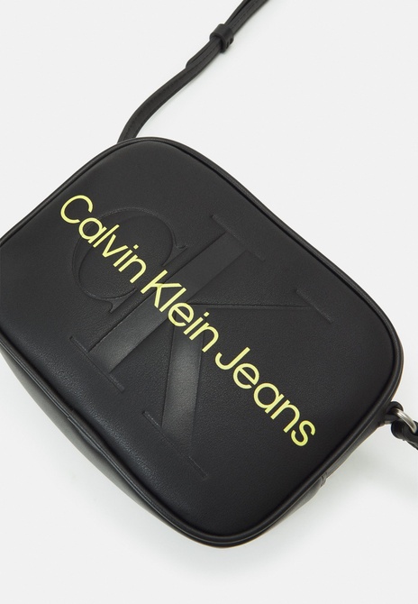SCULPTED CAMERA Bag MONO - Crossbody Bag Fashion black Calvin Klein — Фото, Картинка BAG❤BAG Купить оригинал Украина, Киев, Житомир, Львов, Одесса ❤bag-bag.com.ua