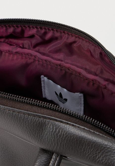 Adidas Unisex Handbag Brown BROWN NQ245-KR1513 &mdash; фото 3 из 4