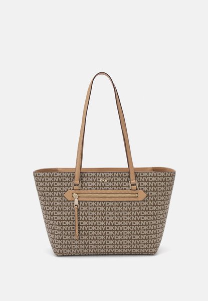 BRYANT TOTE - Handbag Chino / Cappuccino DKNY — Фото, Картинка BAG❤BAG Придбати оригінал Україна, Київ, Житомир, Львів, Одеса ❤bag-bag.com.ua