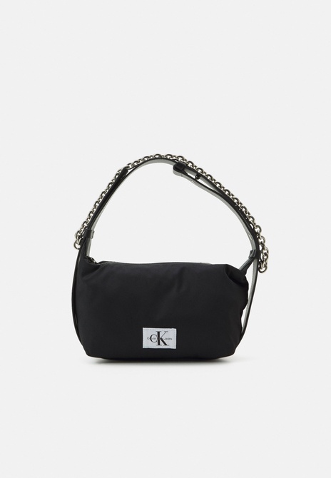 CHAIN G22 - Handbag BLACK Calvin Klein — Фото, Картинка BAG❤BAG Купить оригинал Украина, Киев, Житомир, Львов, Одесса ❤bag-bag.com.ua