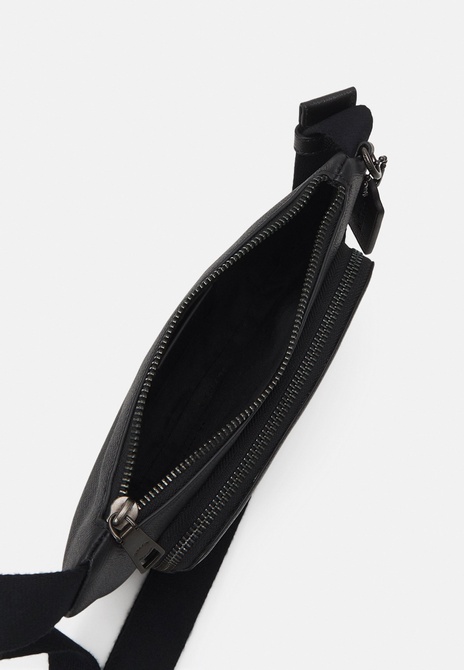 BELT Bag IN CROSSGRAIN - Belt Bag BLACK COACH — Фото, Картинка BAG❤BAG Купить оригинал Украина, Киев, Житомир, Львов, Одесса ❤bag-bag.com.ua