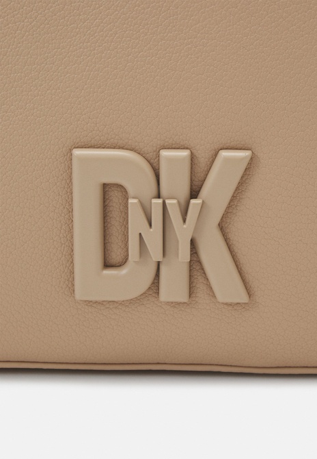 TOTE - Handbag Neutral DKNY — Фото, Картинка BAG❤BAG Придбати оригінал Україна, Київ, Житомир, Львів, Одеса ❤bag-bag.com.ua