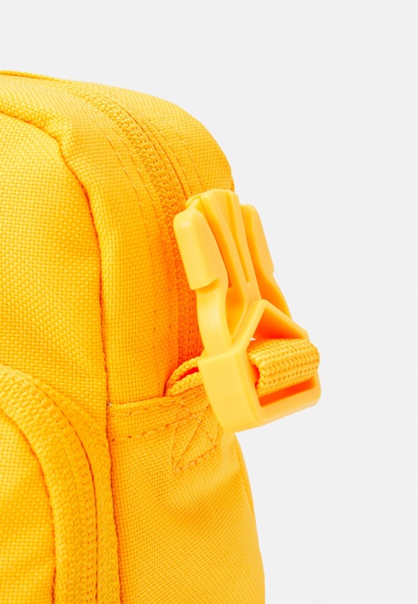 HERITAGE UNISEX - Crossbody Bag Sundial / Rugged orange Nike — Фото, Картинка BAG❤BAG Купить оригинал Украина, Киев, Житомир, Львов, Одесса ❤bag-bag.com.ua