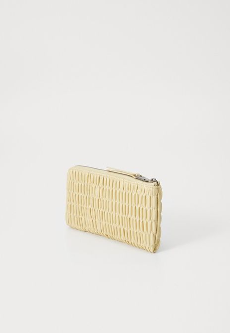 Calvin Klein Ruched Long Zip Wallet Parsnip Parsnip LV04K1085G &mdash; фото 2 з 4