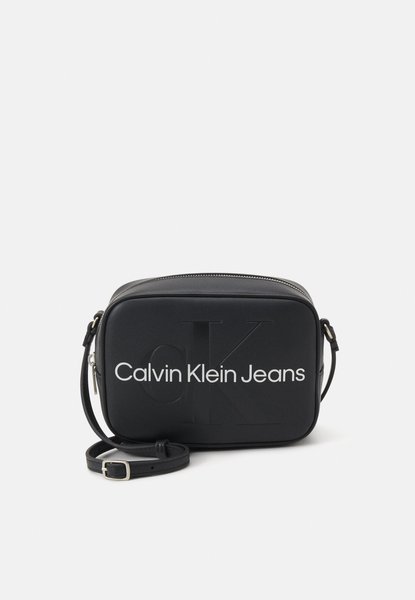 SCULPTED Bag MONO - Crossbody Bag BLACK Calvin Klein — Фото, Картинка BAG❤BAG Купить оригинал Украина, Киев, Житомир, Львов, Одесса ❤bag-bag.com.ua