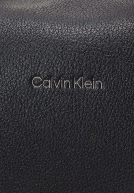 Weekend Bag BLACK Calvin Klein — Фото, Картинка BAG❤BAG Купить оригинал Украина, Киев, Житомир, Львов, Одесса ❤bag-bag.com.ua