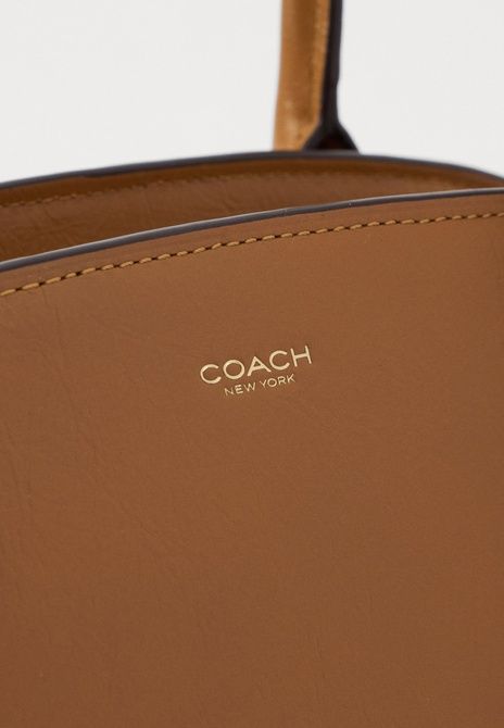 COACH Glazed Empire Carryall Handbag Light Brown LIGHT BROWN CAM03-B4/HONEY BROWN &mdash; фото 4 из 8