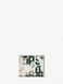 Cooper Graphic Logo Billfold Wallet BRIGHT WHT MICHAEL KORS — 1/2 Фото, Картинка BAG❤BAG Купить оригинал Украина, Киев, Житомир, Львов, Одесса ❤bag-bag.com.ua