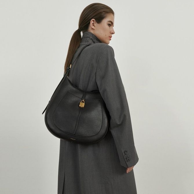 DeMellier The Siena Hobo Black Small Grain D109-SG-B1 &mdash; фото 9 з 16