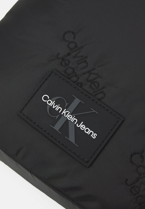 SPORT ESSENTIALS REPORTER UNISEX - Crossbody Bag BLACK Calvin Klein — Фото, Картинка BAG❤BAG Купить оригинал Украина, Киев, Житомир, Львов, Одесса ❤bag-bag.com.ua