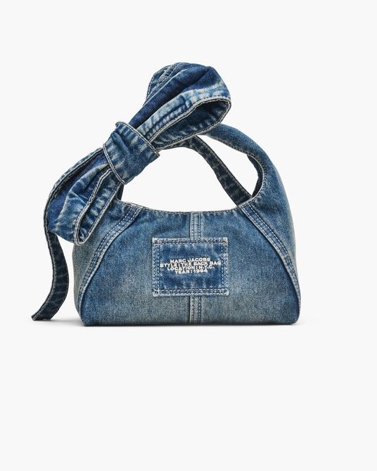 MARC JACOBS The Bow Denim Mini Sack Bag MEDIUM WASH INDIGO 2P5HSC007H03 &mdash; фото 3 из 6