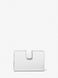 Medium Crossgrain Leather Wallet OPTIC WHITE MICHAEL KORS — 3/4 Фото, Картинка BAG❤BAG Купить оригинал Украина, Киев, Житомир, Львов, Одесса ❤bag-bag.com.ua